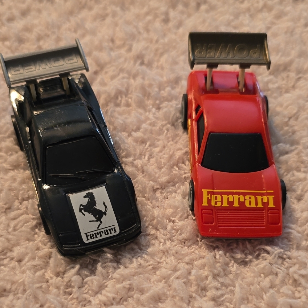 ♡♡♡ Ferrari Toy Race Cars - Red and Black Hot Wheels Power Command Series